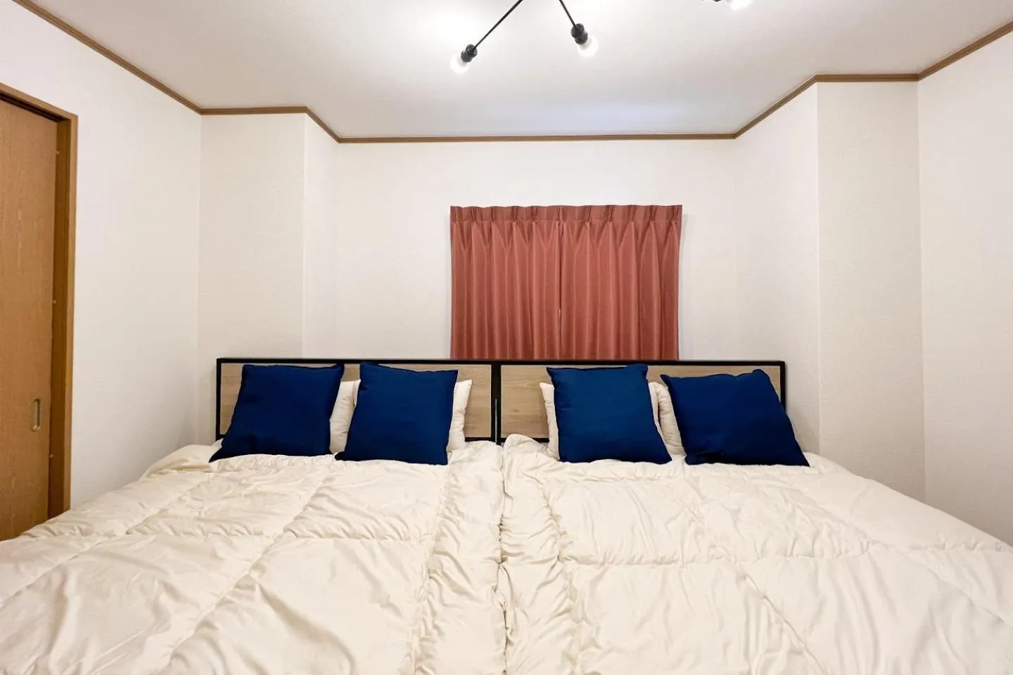 Osaka House Honkan Apartment