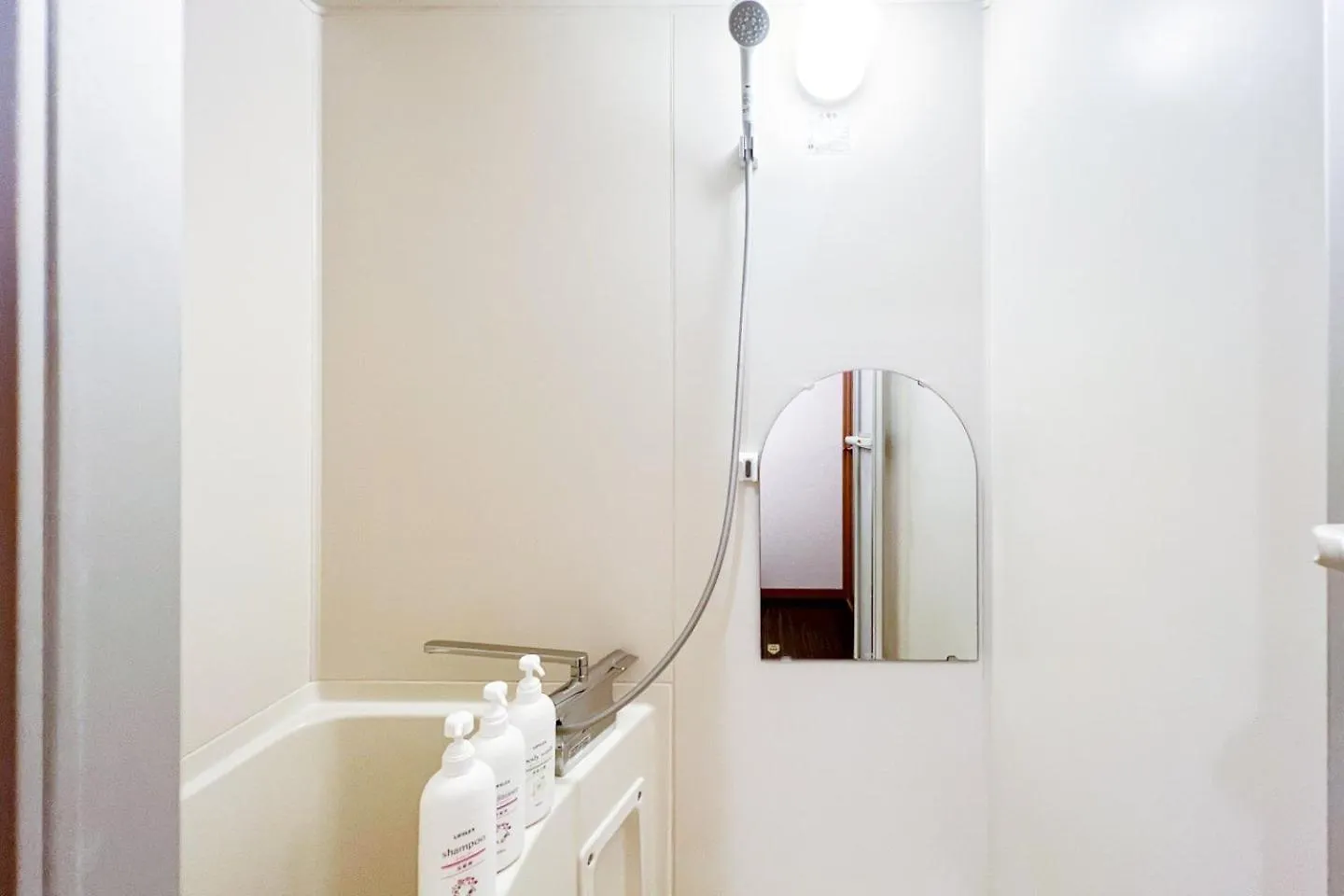 Apartment Osaka House Honkan Japan