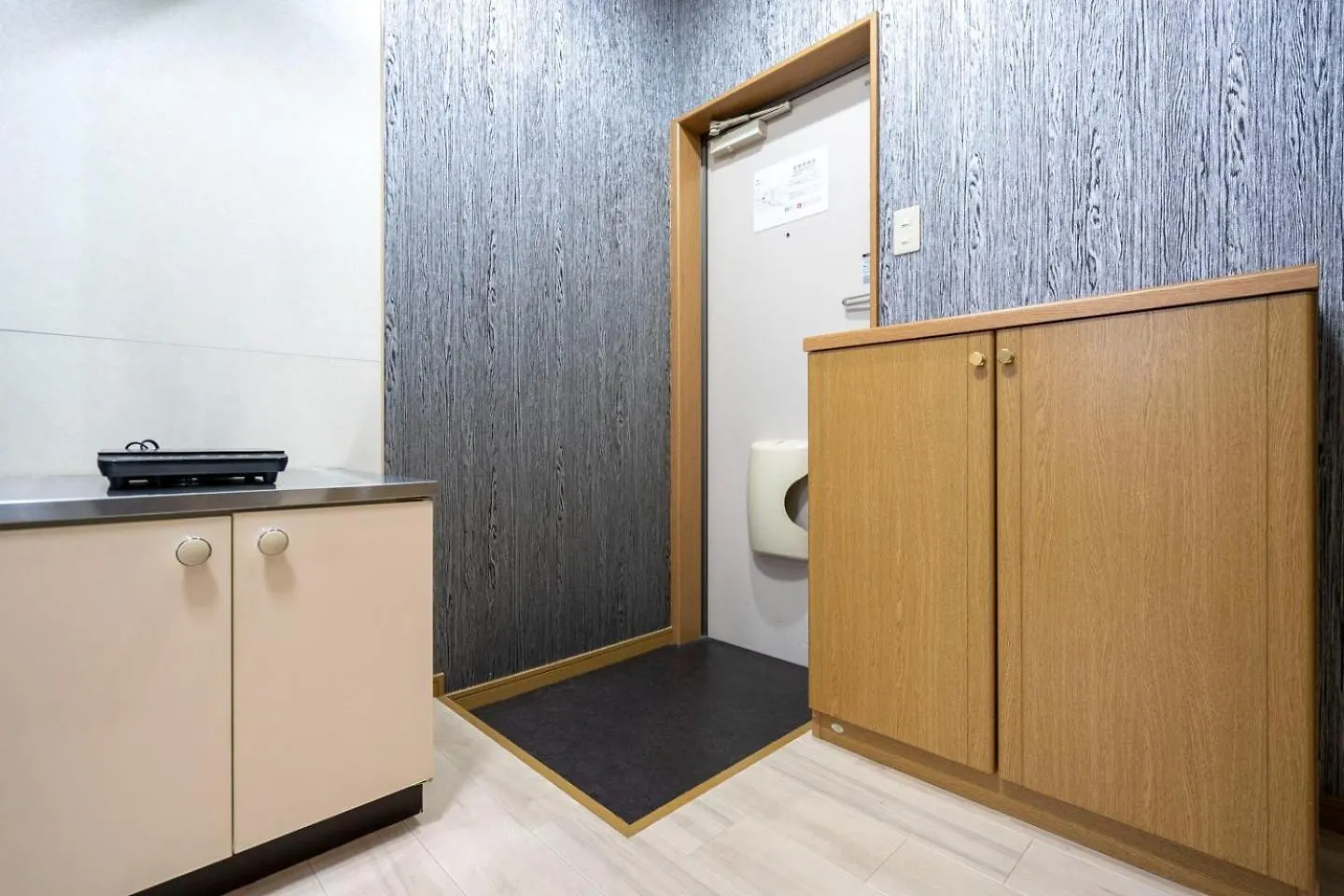 Osaka House Honkan Apartment